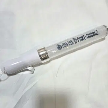 FAKE TYPE. 응원봉