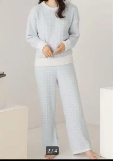 에메필 룸웨어 파자마 긴팔 몰 니트 복슬복슬 ML