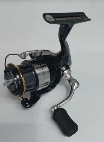 시마노 12 뱅퀴시 C2500SHG