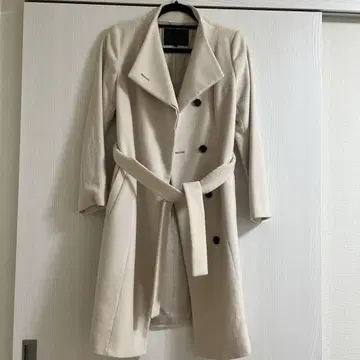 UNTITLED 아이보리 롱 코트