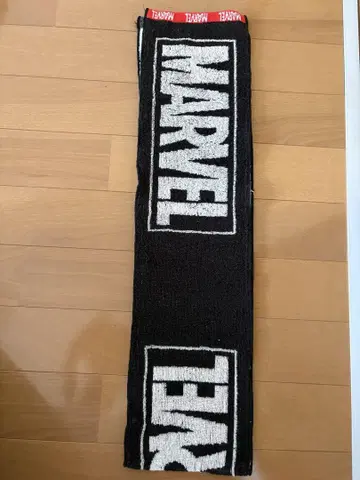 MARVEL 로고 타월 블랙과 화이트