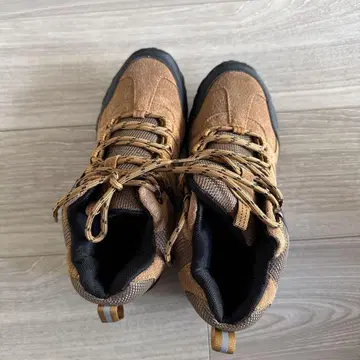 브라운 하이컷 등산화