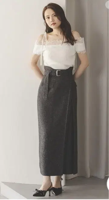 SNIDEL 스나이델 벨트 디자인 타이트 스커트