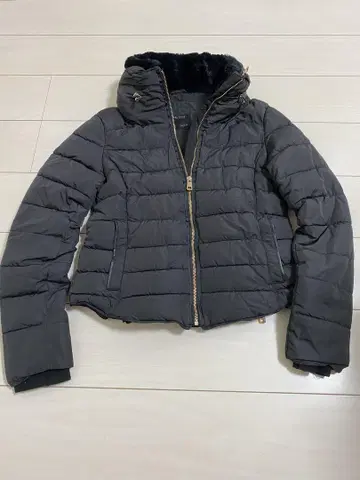 ZARA BASIC 그레이 다운 자켓 후드 부착