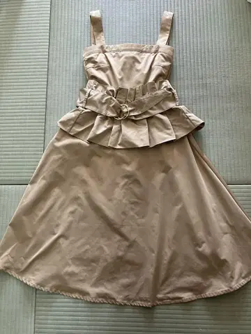 AND COUTURE 베이지 허리 셋업 원피스