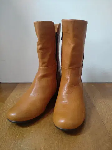 새상품 KEYUKA 케유카 천연 가죽 숏부츠 24.5cm