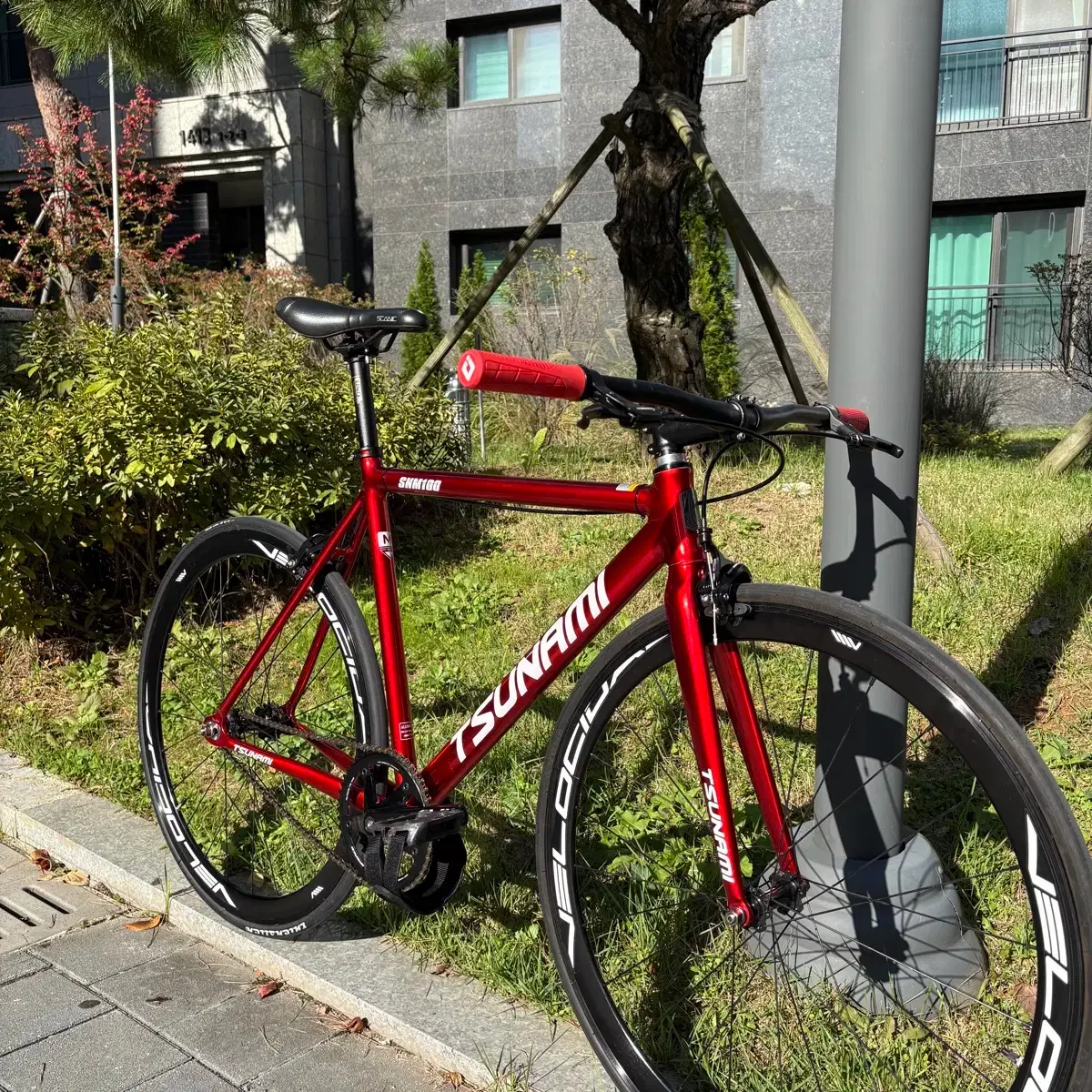 Tsunami snm100 Red Wine Complete Bike Fixie Bicycle #콘스탄틴어