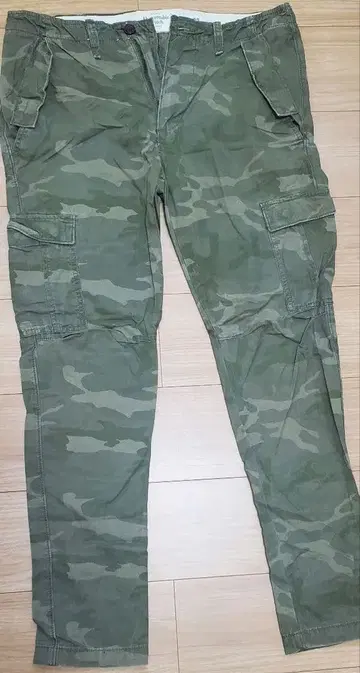 Abercrombie & Fitch 카고 팬츠 33 32 카모플라쥬