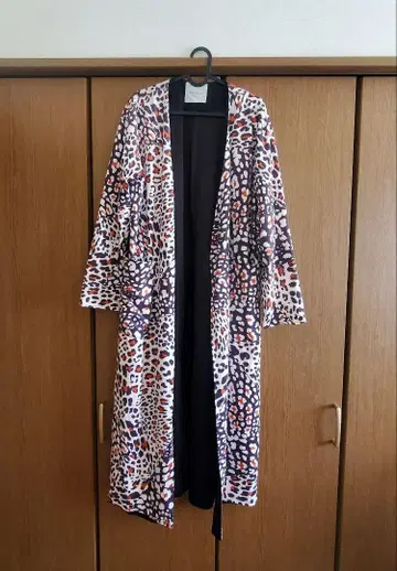 LAGUNAMOON 레오파드 무늬 롱 가운 코트