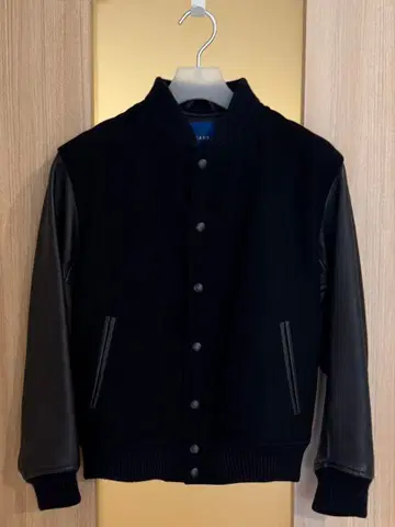 BEAMS 스타디움 점퍼 네이비 S