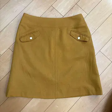 M'CREGOR 머스타드 타이트 스커트