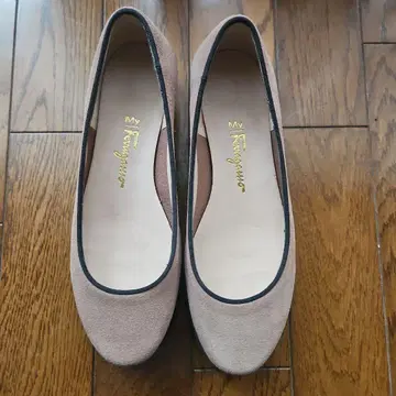 Ferragamo 플랫슈즈 핑크 베이지