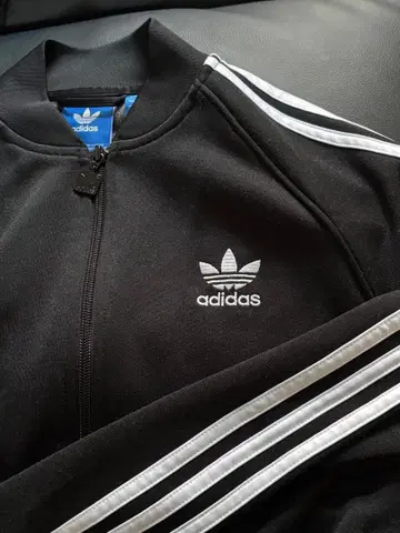 adidas 트랙 자켓 M 사이즈 블랙