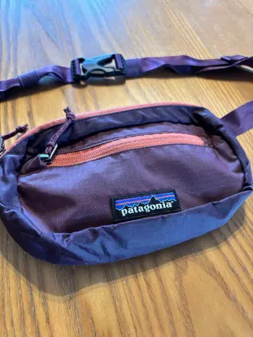 파타고니아 울트라라이트 블랙홀 미니 힙백 patagonia