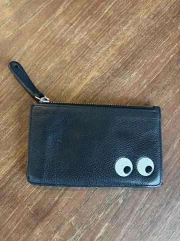 블랙 가죽 눈 모티브 카드 케이스