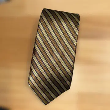 Brooks Brothers 실크 넥타이 골드 컬러와 파란색 스트라이프