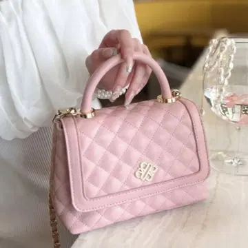 ROYAL PARTY 오리지널 퀼팅 체인 핸들 BAG