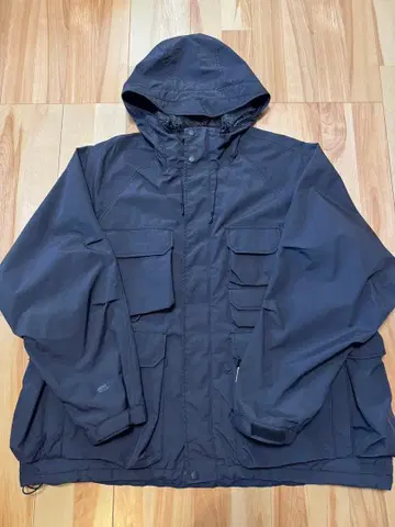DAIWA PIER39 MOUNTAIN PARKA