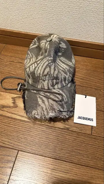 JACQUEMUS 캡 카모플라쥬 올 패턴 사이즈 56 택 포함