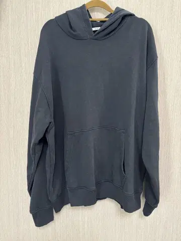 GU 후드 부착 후드티 XXL 사이즈 다크 그레이