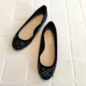 Le Talon 블랙 글리터 플랫슈즈