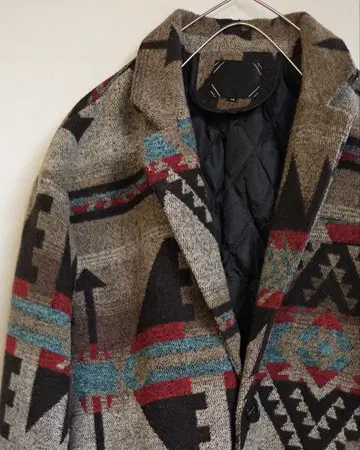 아메리카 원주민풍 울 롱 코트