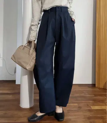 [ Eclat one ] 커브 디자인 와이드 팬츠 L