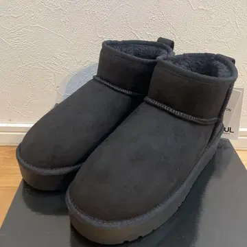 새상품 AZULBYMOUSSY 통굽 어그 부츠