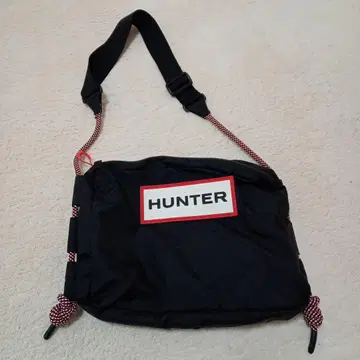 HUNTER 블랙 숄더백