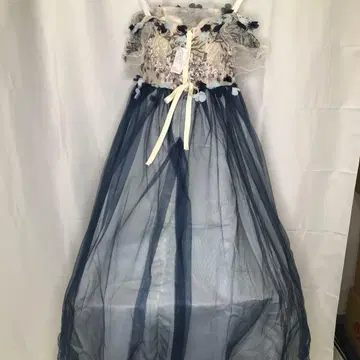 오늘만 재가격 인하 새상품 JINZUOMA 네이비 튤 오프숄더 드레스