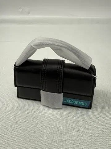JACQUEMUS 블랙 핸드백
