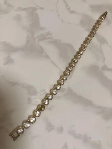 스와로브스키 SWAROVSKI 테니스 팔찌 하자품