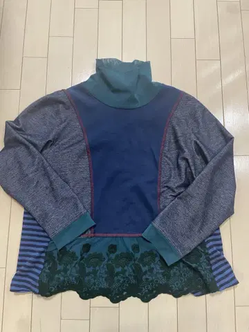 알베로베로 올레볼레 브라 티셔츠