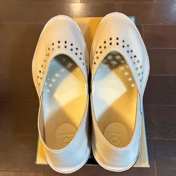 리게타 아이보리 메쉬 슬립온 L 사이즈