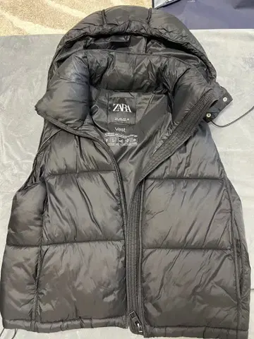 ZARA 블랙 베스트