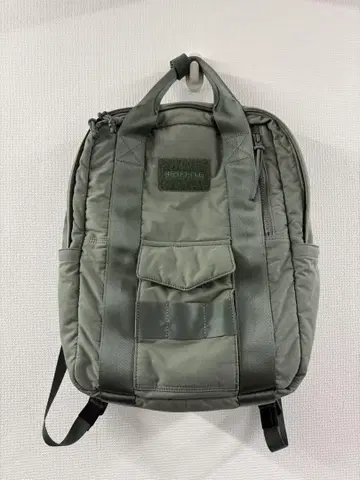 브리핑 한정판 레어 올리브 그린 백팩