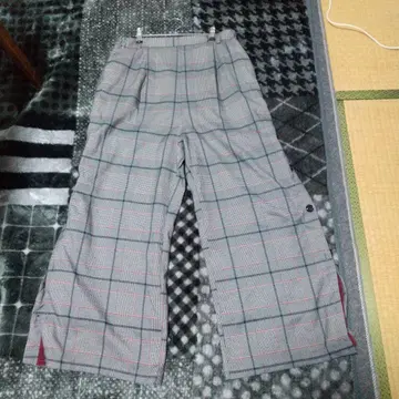 오샤레 워커 그레이 계열 체크 와이드 팬츠 버튼 포함