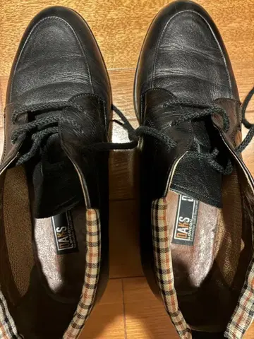 DAKS 가죽 신발 블랙