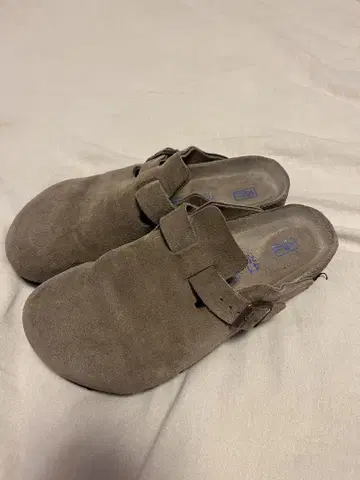 BIRKENSTOCK 샌들