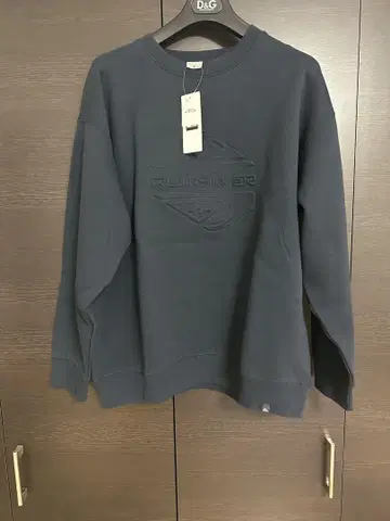 미사용 새상품 Quiksilver 네이비 트레이닝복 L