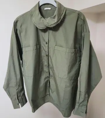 BARENA 이탈리아제 올리브 그린 긴팔 셔츠