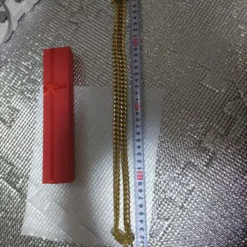 색상 골드, 목걸이