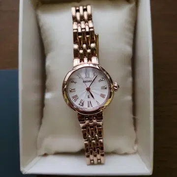SEIKO 루키아 손목시계 SSWA008
