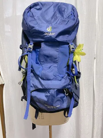 deuter 백팩 네이비 허리 벨트 포함