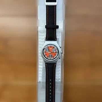 Swatch 오렌지 다이얼 남성용 시계