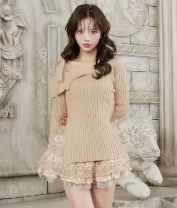 랜덤 프릴 니트 셋업 Darich 다리치 BEG