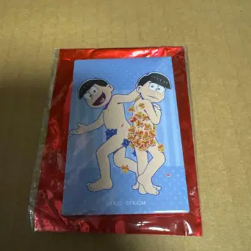 오소마츠 6쌍둥이 옷 갈아입히기 파라다이스 오키파라 카라마츠 캔뱃지