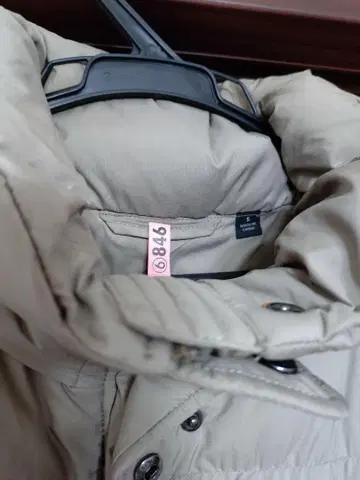 [클리닝 완료] 베이지 롱 다운 코트 S 사이즈 후드 없음