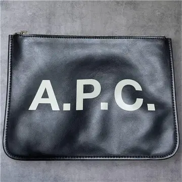 A.P.C. 블랙 가죽 클러치백 아페쎄