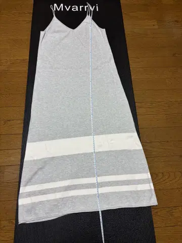 투모로우랜드 슬리브리스 티셔츠 원피스